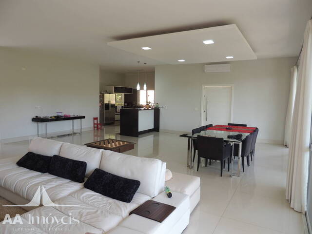 Casa para Venda em Santana de Parnaíba - 3