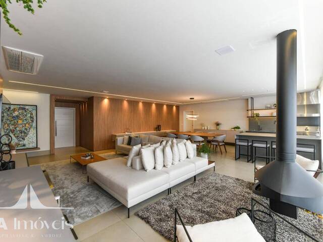 #739 - Apartamento para Locação em Barueri - SP