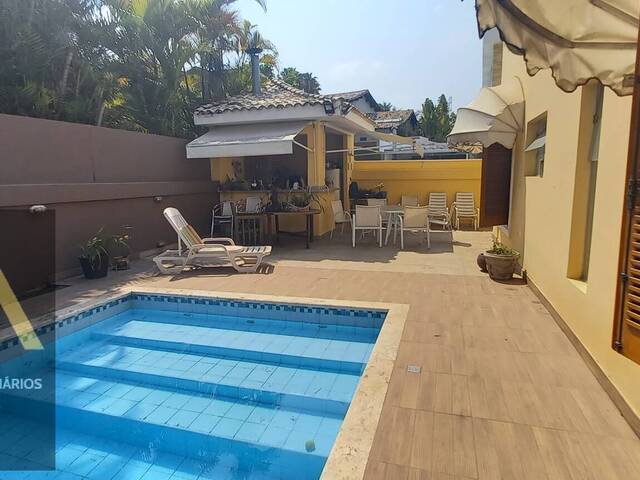 #742 - Casa para Venda em Santana de Parnaíba - SP