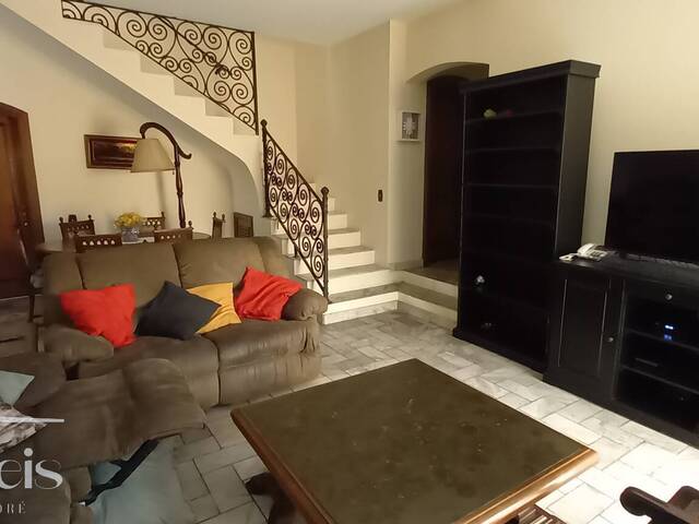 Casa para Venda em Santana de Parnaíba - 5