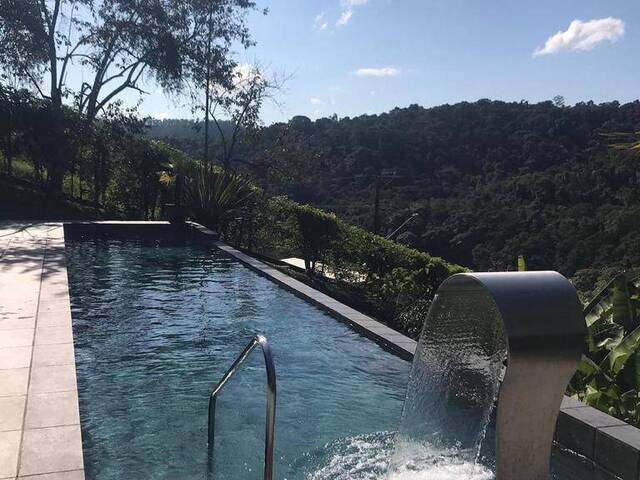 Casa para Venda em Santana de Parnaíba - 2