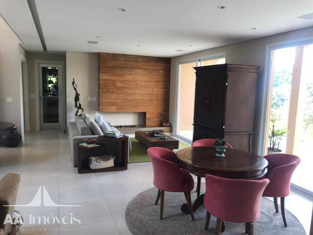 Casa para Venda em Santana de Parnaíba - 5