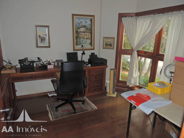 Casa para Venda em Santana de Parnaíba - 5