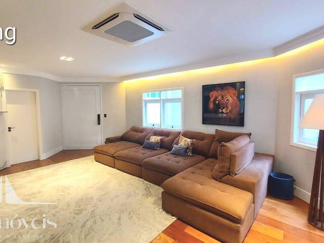 #771 - Casa para Venda em Santana de Parnaíba - SP