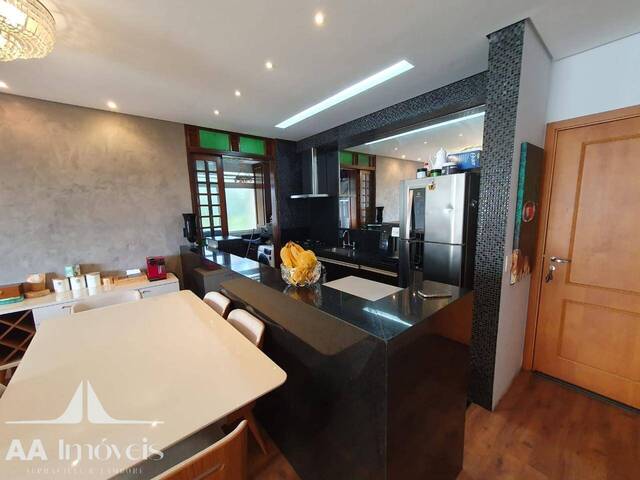 Apartamento para Venda em Santana de Parnaíba - 4