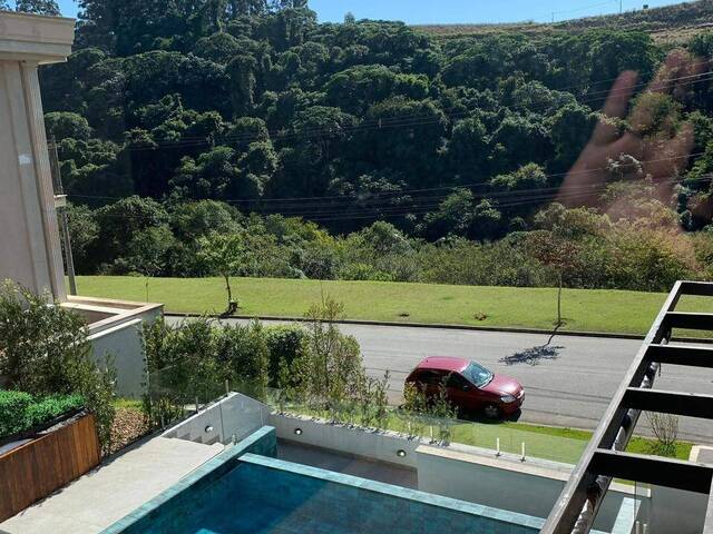 Casa para Venda em Santana de Parnaíba - 4