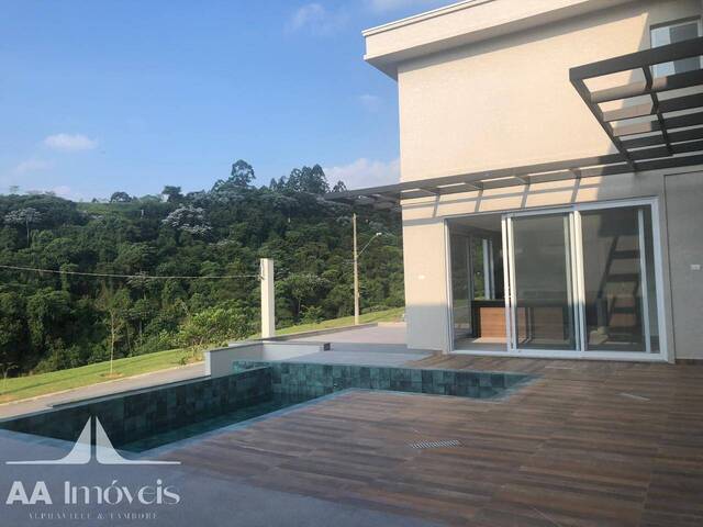 #777 - Casa para Venda em Santana de Parnaíba - SP