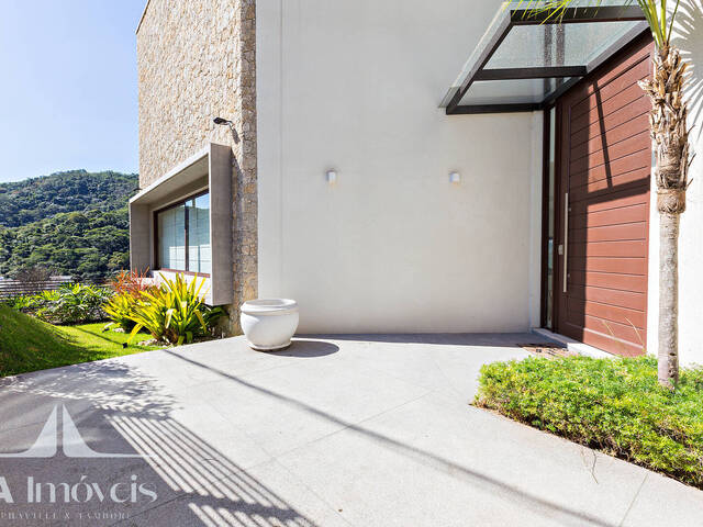 #826 - Casa para Venda em Santana de Parnaíba - SP