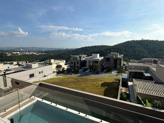 #829 - Casa para Venda em Santana de Parnaíba - SP