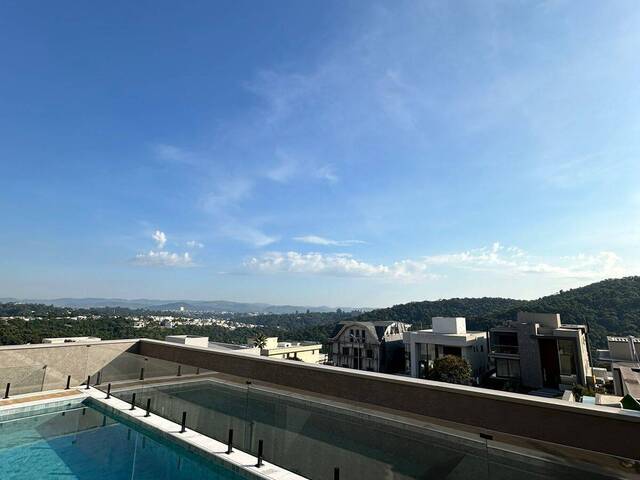 #829 - Casa para Venda em Santana de Parnaíba - SP