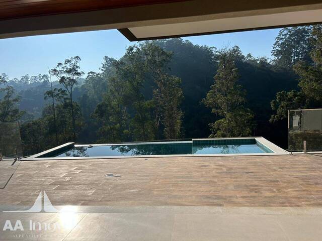 #851 - Casa para Venda em Santana de Parnaíba - SP