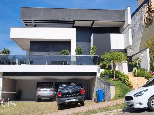 #856 - Casa para Venda em Santana de Parnaíba - SP