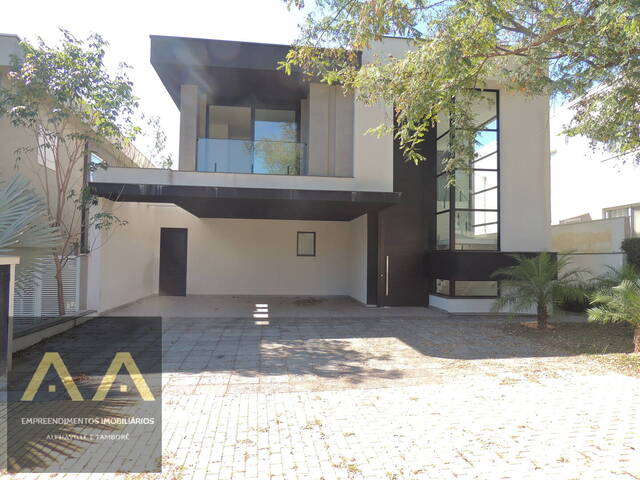 #861 - Casa para Venda em Santana de Parnaíba - SP