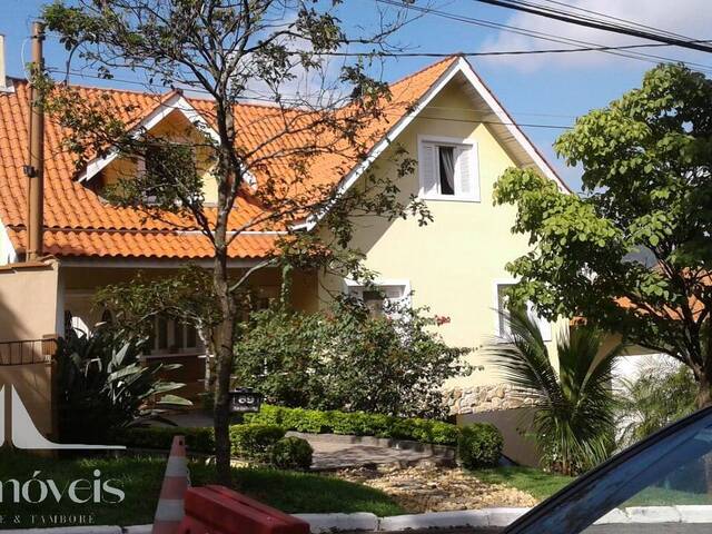 #868 - Casa para Venda em Santana de Parnaíba - SP