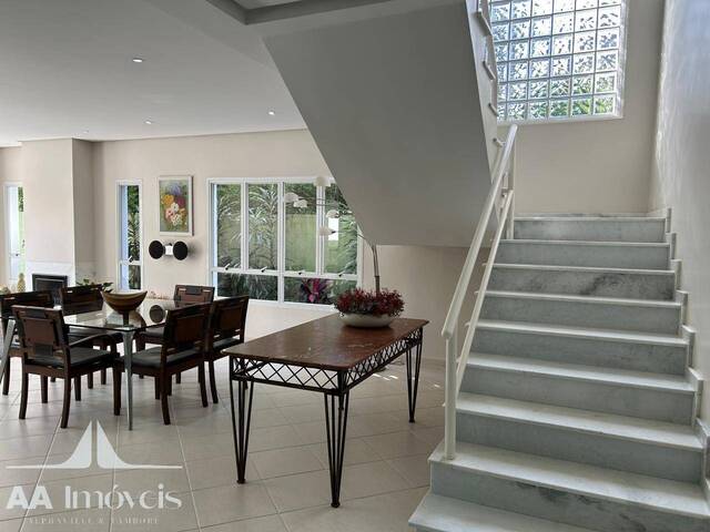 Casa para Venda em Santana de Parnaíba - 5