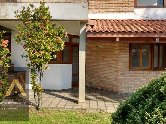 #878 - Casa para Venda em Santana de Parnaíba - SP