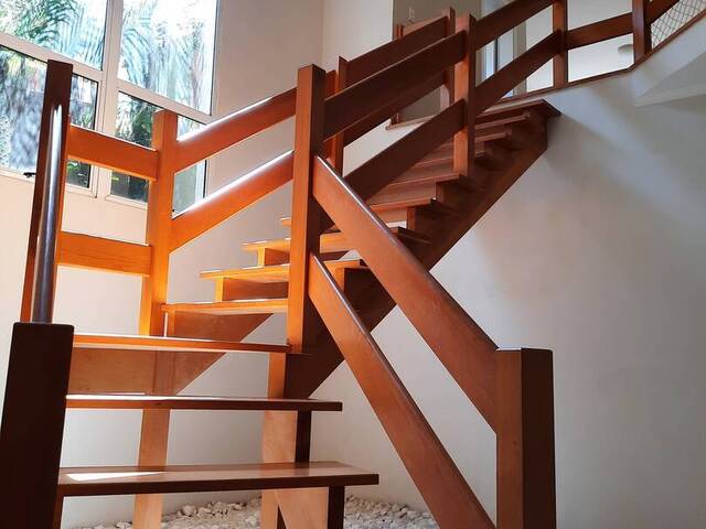 Casa para Venda em Santana de Parnaíba - 5