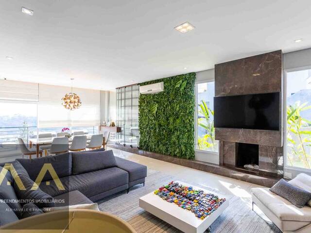 #891 - Casa para Venda em Santana de Parnaíba - SP