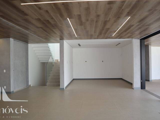 Casa para Venda em Santana de Parnaíba - 5