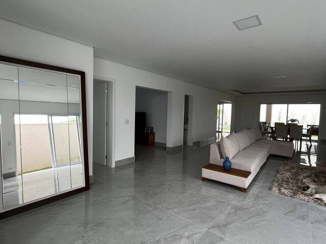 Casa para Venda em Santana de Parnaíba - 5