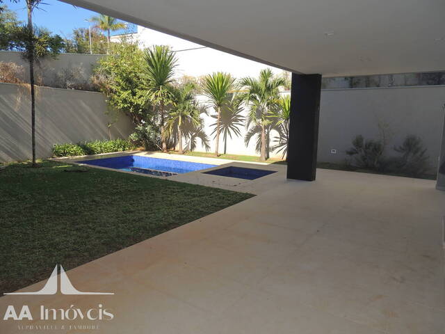 Casa para Venda em Santana de Parnaíba - 4