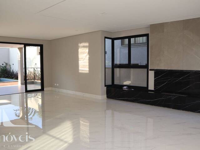 #904 - Casa para Venda em Santana de Parnaíba - SP