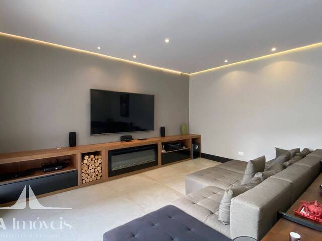 Casa para Venda em Santana de Parnaíba - 5