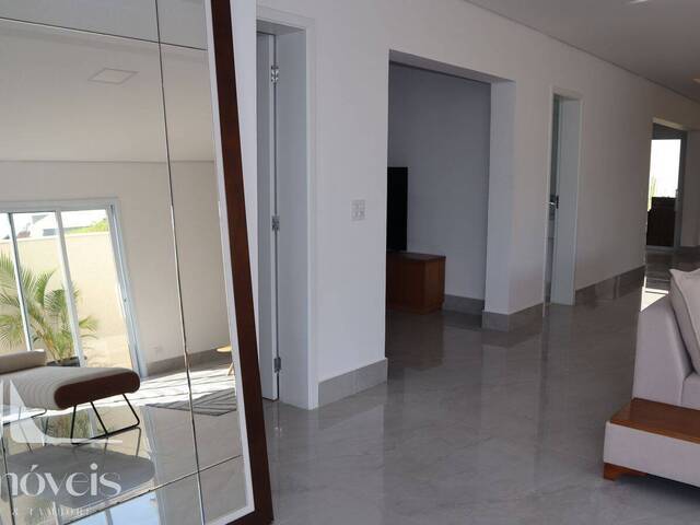 #898 - Casa para Venda em Santana de Parnaíba - SP