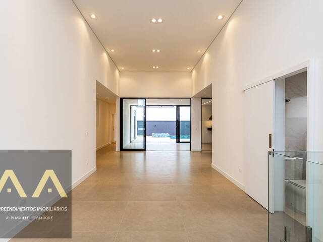 Casa para Venda em Santana de Parnaíba - 5