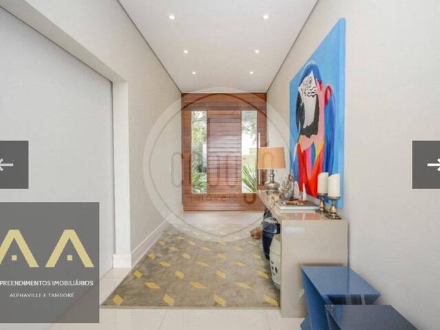 #990 - Casa para Venda em Santana de Parnaíba - SP