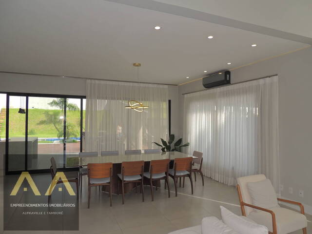 Casa para Venda em Santana de Parnaíba - 5