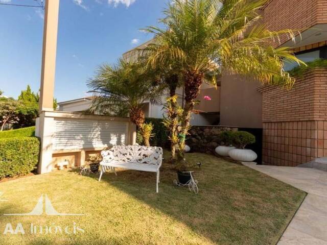 #468 - Casa para Venda em Santana de Parnaíba - SP