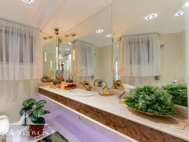 Casa para Venda em Santana de Parnaíba - 4
