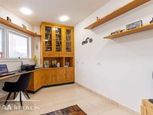 Casa para Venda em Santana de Parnaíba - 5