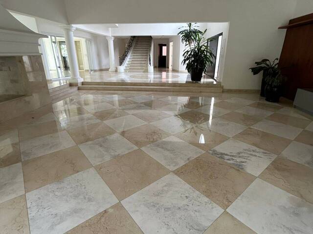 Casa para Locação em Santana de Parnaíba - 4