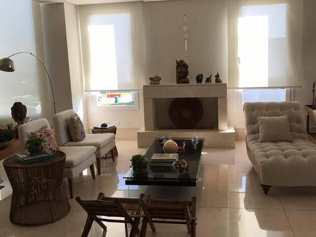 #1049 - Casa para Venda em Santana de Parnaíba - SP - 3
