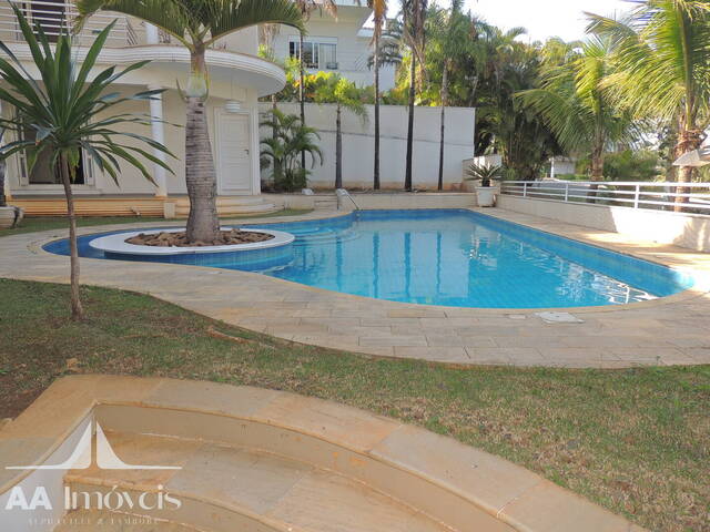 Casa para Venda em Santana de Parnaíba - 4