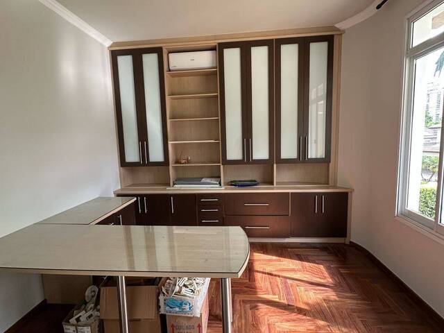 #1068 - Casa para Venda em Santana de Parnaíba - SP - 3
