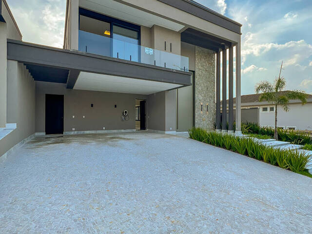 #1070 - Casa para Venda em Santana de Parnaíba - SP - 1
