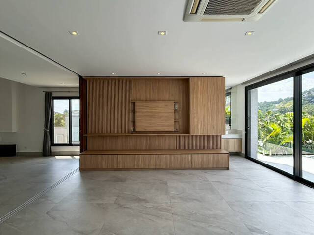 Casa para Venda em Santana de Parnaíba - 4