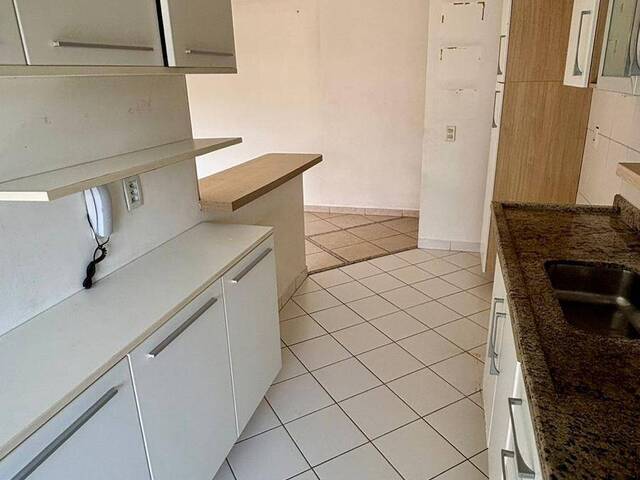 Apartamento para Venda em Santana de Parnaíba - 4