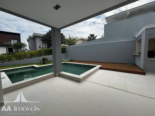 Casa para Venda em Santana de Parnaíba - 5