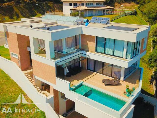 #1145 - Casa para Venda em Santana de Parnaíba - SP