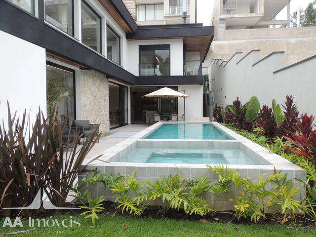 #1156 - Casa para Venda em Santana de Parnaíba - SP - 3