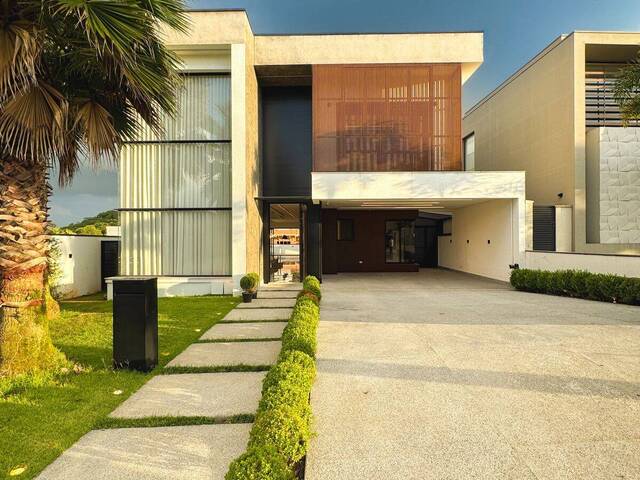 #1158 - Casa para Venda em Santana de Parnaíba - SP - 1