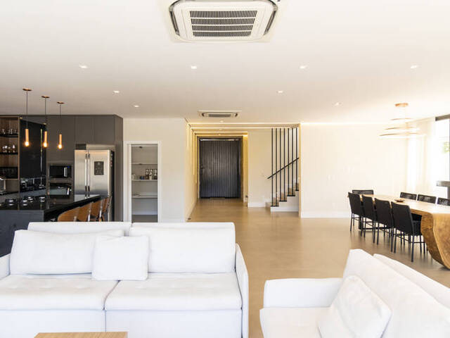 #1160 - Casa para Venda em Santana de Parnaíba - SP - 2