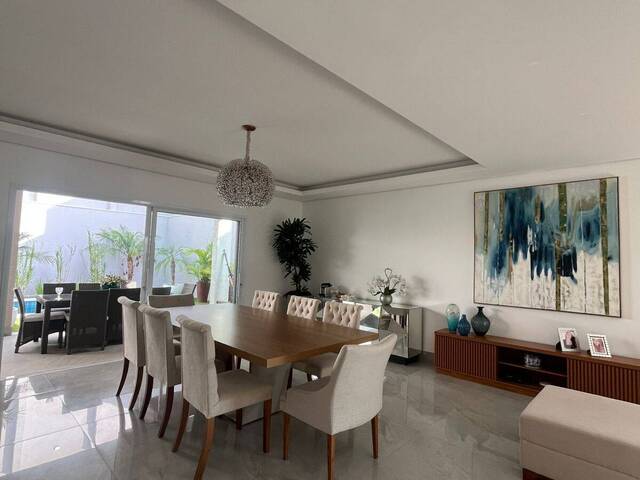 Casa para Venda em Santana de Parnaíba - 5