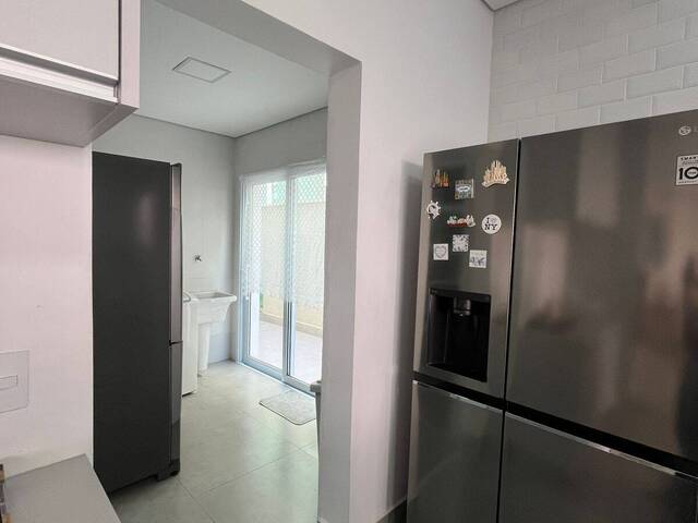 Casa para Venda em Santana de Parnaíba - 4