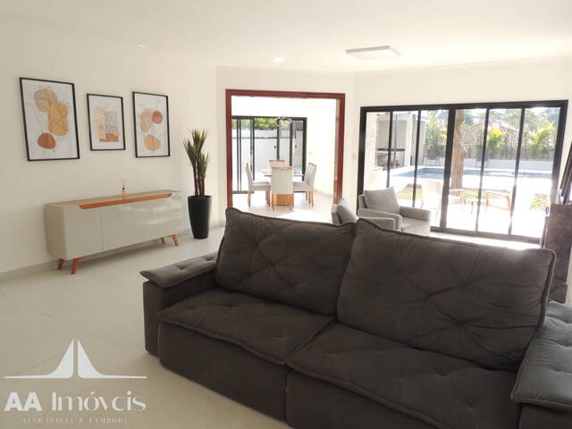 Casa para Locação em Santana de Parnaíba - 5