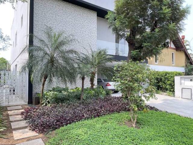#1202 - Casa para Venda em Santana de Parnaíba - SP - 3